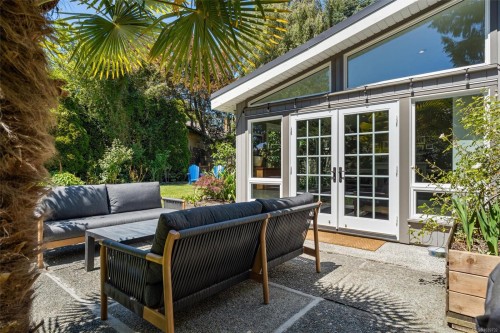 1166 Transit Rd, Oak Bay, BC 
