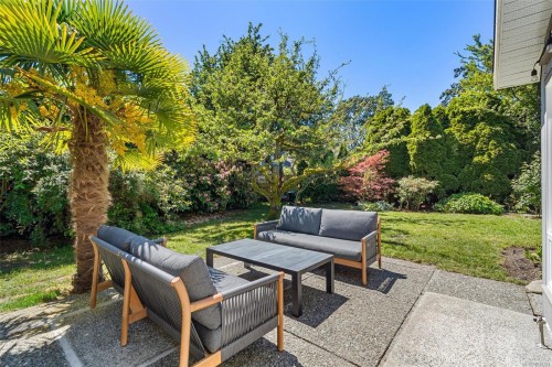1166 Transit Rd, Oak Bay, BC 