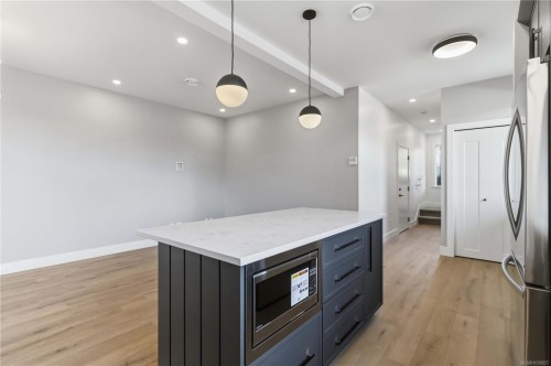 #1-2312 Orchard Ave, Sidney, BC 