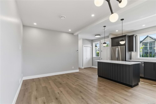 #1-2312 Orchard Ave, Sidney, BC 