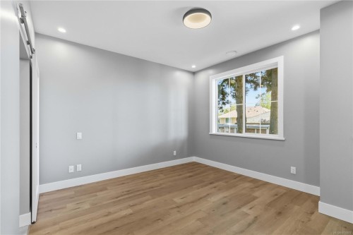 #1-2312 Orchard Ave, Sidney, BC 