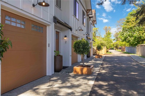 #1-2312 Orchard Ave, Sidney, BC 