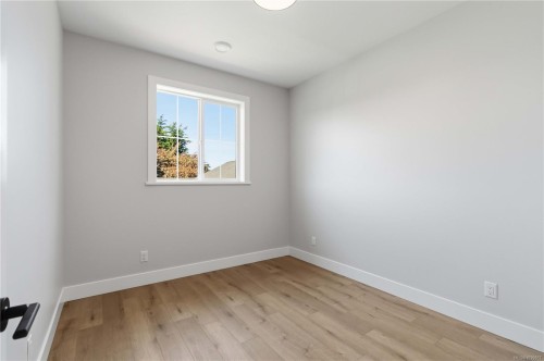#1-2312 Orchard Ave, Sidney, BC 