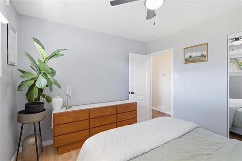 19 Cherry Cr, Winnipeg, MB 