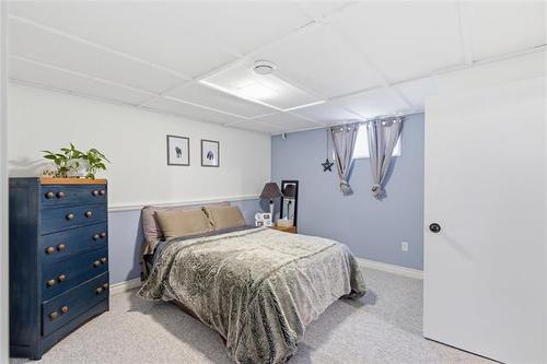 19 Cherry Cr, Winnipeg, MB 