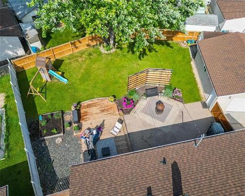 19 Cherry Cr, Winnipeg, MB 