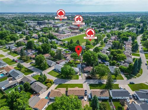 19 Cherry Cr, Winnipeg, MB 