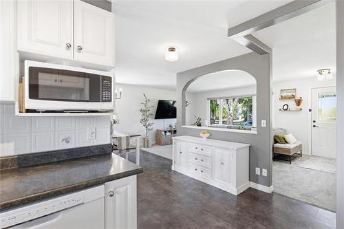 19 Cherry Cr, Winnipeg, MB 