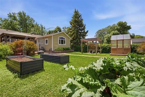 41 Frederick Ave, Winnipeg, MB 