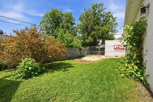 41 Frederick Ave, Winnipeg, MB 