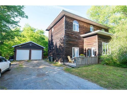 13 Iona Ave, Rothesay, NB 