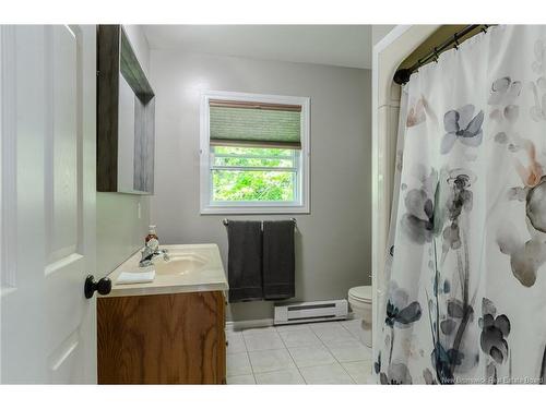7 Dofred Rd, Rothesay, NB 
