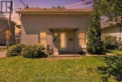 25 BESSEY STREET St. Catharines (Secord Woods), ON L2T 1L9