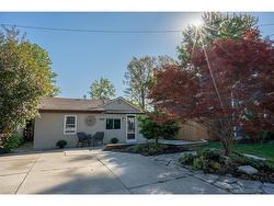 1986 Strathuron Avenue Sarnia, ON N0N 1C0