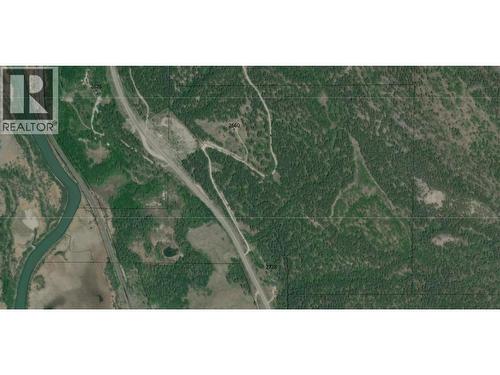 2660 95 Highway, Brisco, BC 