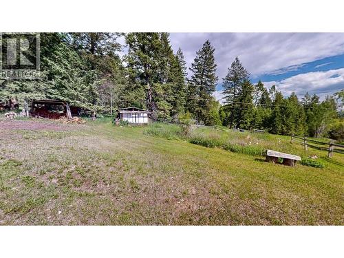 2660 95 Highway, Brisco, BC 