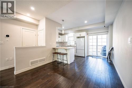 5 Whitehaven Lane, Kitchener, ON 