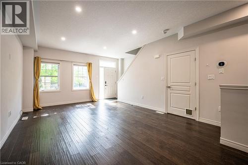 5 Whitehaven Lane, Kitchener, ON 