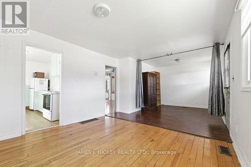 6 Hillcrest Avenue, Deep River, ON 