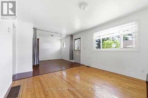 6 Hillcrest Avenue, Deep River, ON 