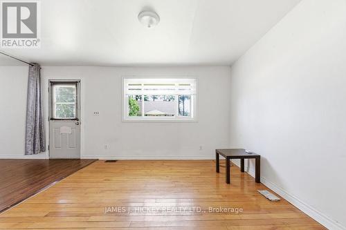6 Hillcrest Avenue, Deep River, ON 