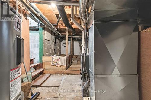 6 Hillcrest Avenue, Deep River, ON 