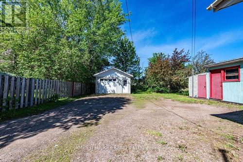 6 Hillcrest Avenue, Deep River, ON 