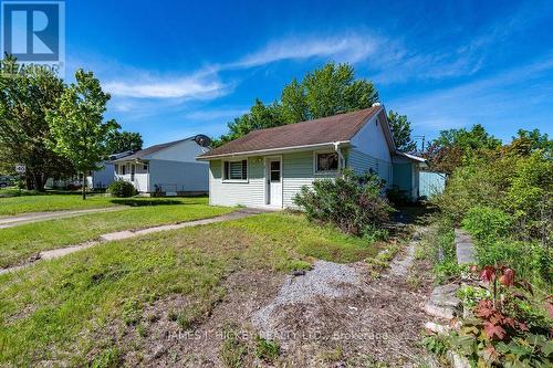 6 Hillcrest Avenue, Deep River, ON 