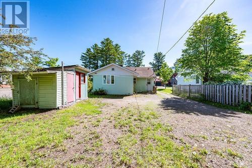 6 Hillcrest Avenue, Deep River, ON 