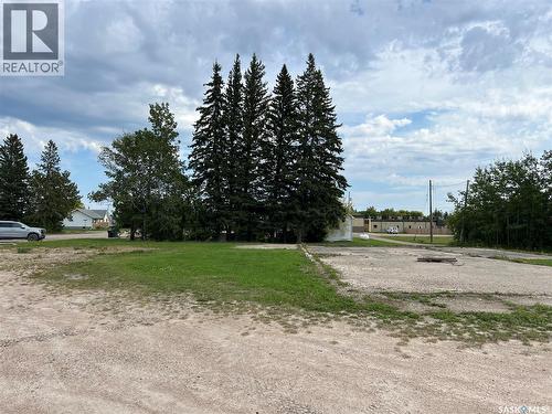 100-103 Main Street E, Dorintosh, SK 
