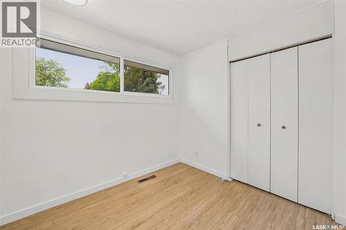 99 Lindsay Drive, Saskatoon, SK 