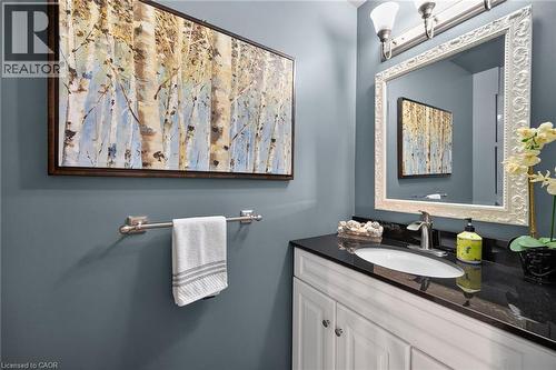 32 Symphony Place, Ancaster, ON 