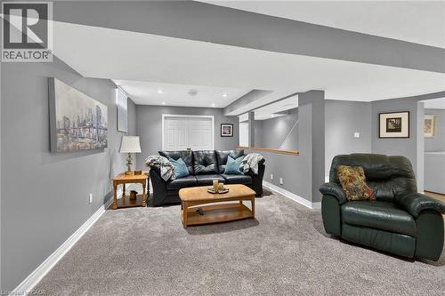 32 Symphony Place, Ancaster, ON 