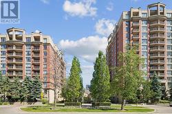 704 - 51 HARRISON GARDEN BOULEVARD Toronto, ON M2N 7G4