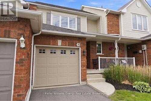 42 CECIL FOUND CRESCENT  Clarington (Courtice), ON L1E 2W1