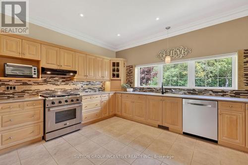 6805 8Th Line, Essa, ON 