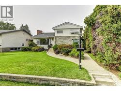 2202 Aberdeen Street Kelowna, BC V1Y 2T4