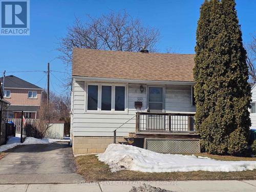 3067 Churchill Avenue, Mississauga, ON 