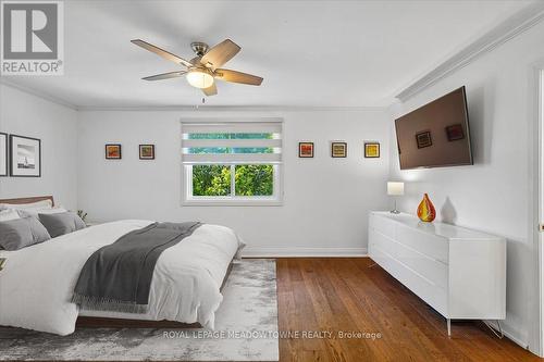 2208 Hunt Crescent, Burlington, ON 