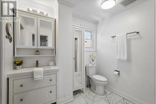 2208 Hunt Crescent, Burlington, ON 