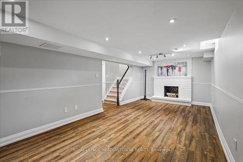 2208 Hunt Crescent, Burlington, ON 