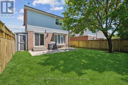 2208 Hunt Crescent, Burlington, ON 
