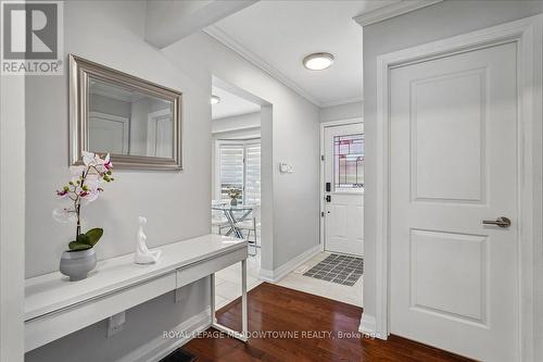 2208 Hunt Crescent, Burlington, ON 