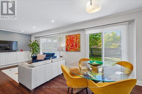2208 Hunt Crescent, Burlington, ON 