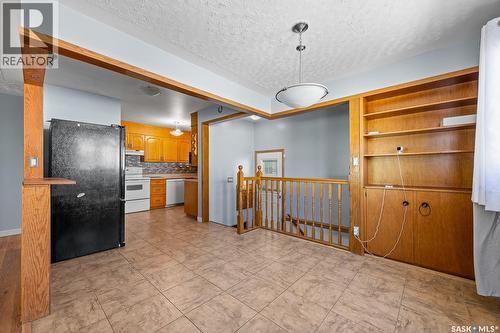 621 20Th Avenue E, Regina, SK - Indoor