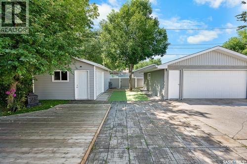 621 20Th Avenue E, Regina, SK - Outdoor