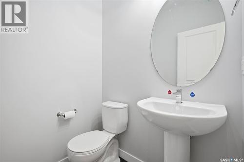 422 Keith Turn, Saskatoon, SK 