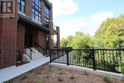 204 - 2 LINSMORE PLACE Whitchurch-Stouffville, ON L4A 4T4