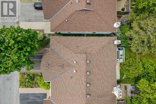 20 Royal Oak Court, Ottawa, ON 
