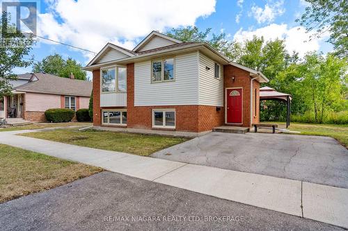 59 LEEPER STREET  St. Catharines (Western Hill), ON L2S 2N1